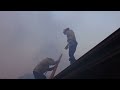 Captan escalofriante video de incendio en lujosa comunidad de Los Ángeles