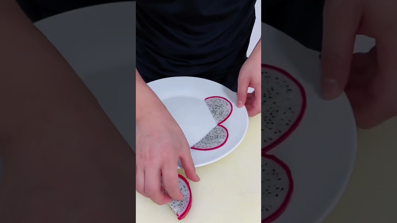 Dragon Fruit Cutting Trick . Chinese Style . 