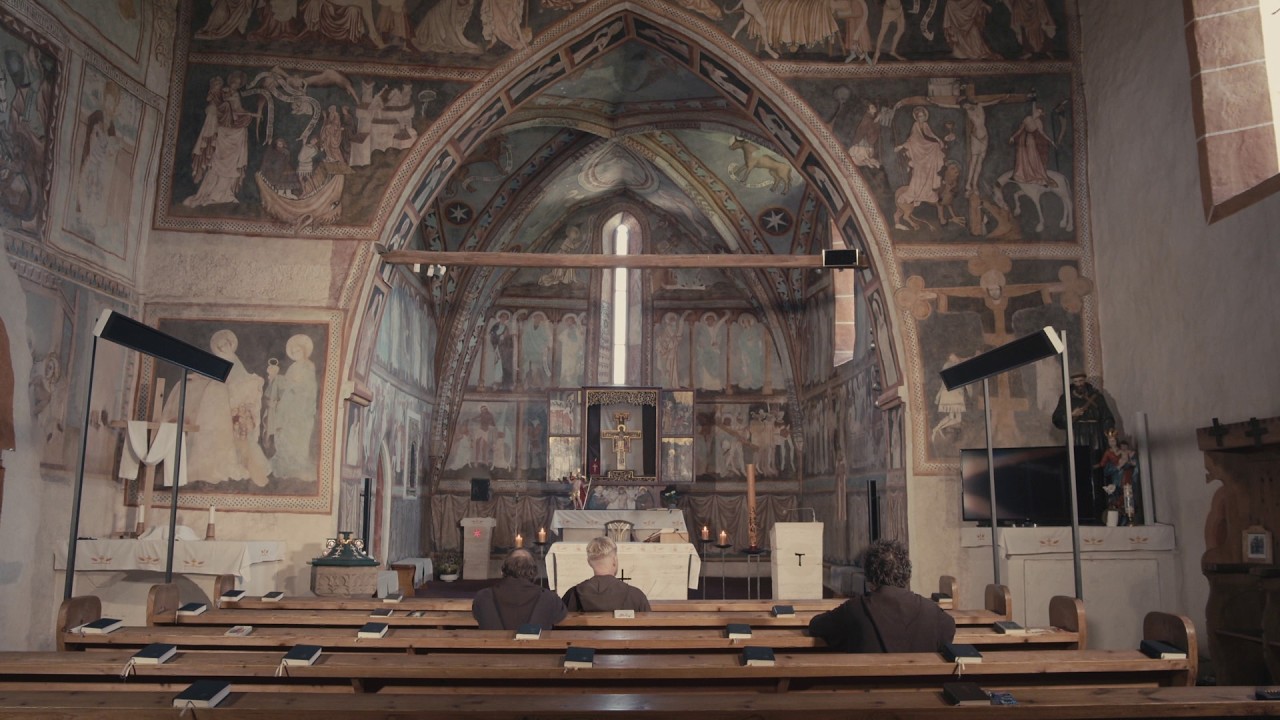 SLÁVNOSTNÝ RUŽENEC | Kostol Svätého Františka z Assisi v Ponikách