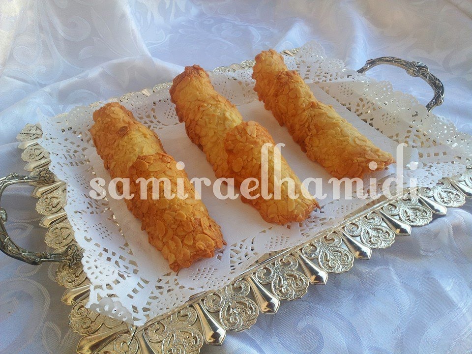 تويل باللوز tuiles aux amandes