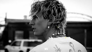 Machine Gun Kelly - Angel ft. Halsey, G-Eazy (Tranquille Music Video) Resimi