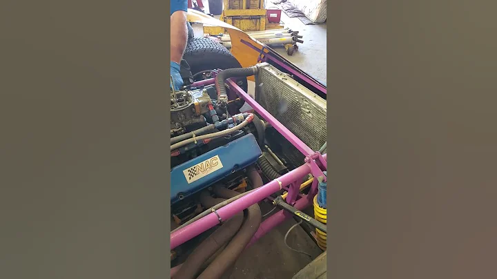 LATE MODEL DIRT TRACK RACE CAR