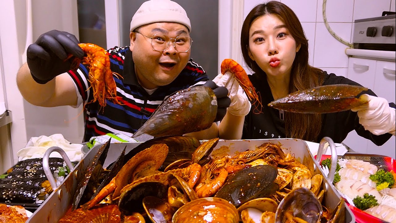 「조금고독한아재 」폭탄해물조개찜│요즘 미노 행복해서 먹방에 맛들림🥰 Mukbang Eatingshow [Braised Spicy Seafood,Sliced raw fish]