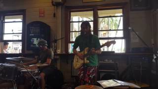 Under The Bridge - The Age Live At Mullumbimby The Middle Pub 131215