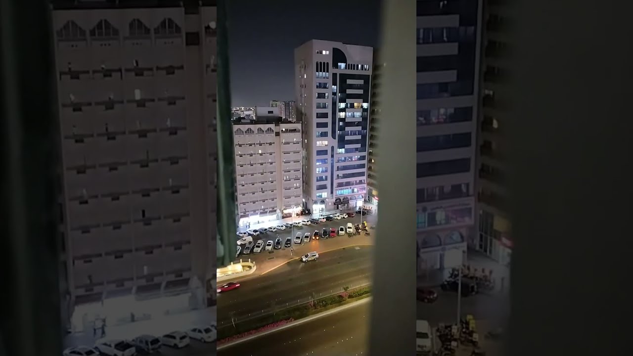 Busy Street of Dubai - Keep Life Simple 