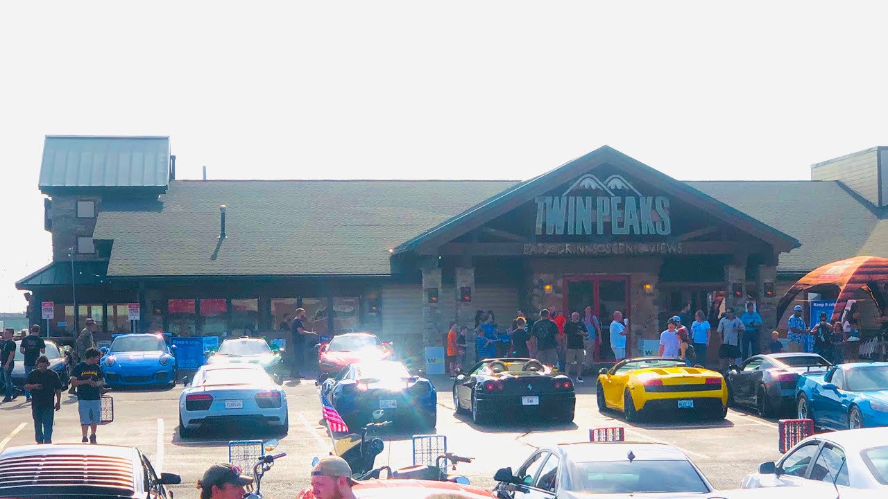 Twin peaks Meet (MUST SEE) YouTube