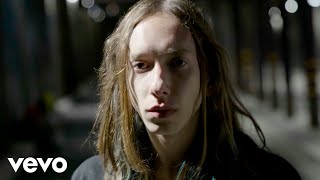 Gabe Furtado, Alice Furtado - Not a Player (Official Music Video) screenshot 3