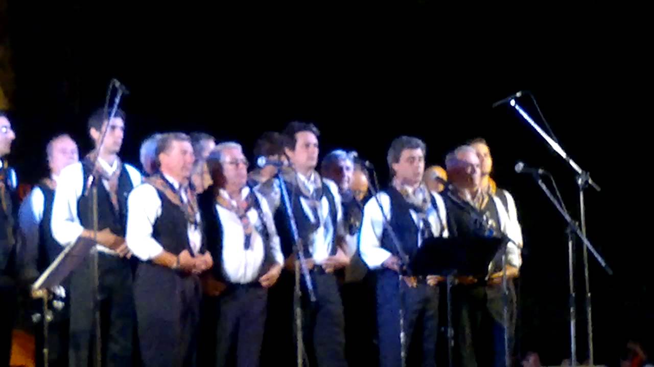 Grupo Coral de Cantares Regionais de Portel - Fui-te ver estavas lavando