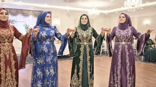 Kadınların muhteşem gösterisi  #halay #kurdish #kurtce #öneçıkar #dugunumuzvar #gelin  #halaybasi #y