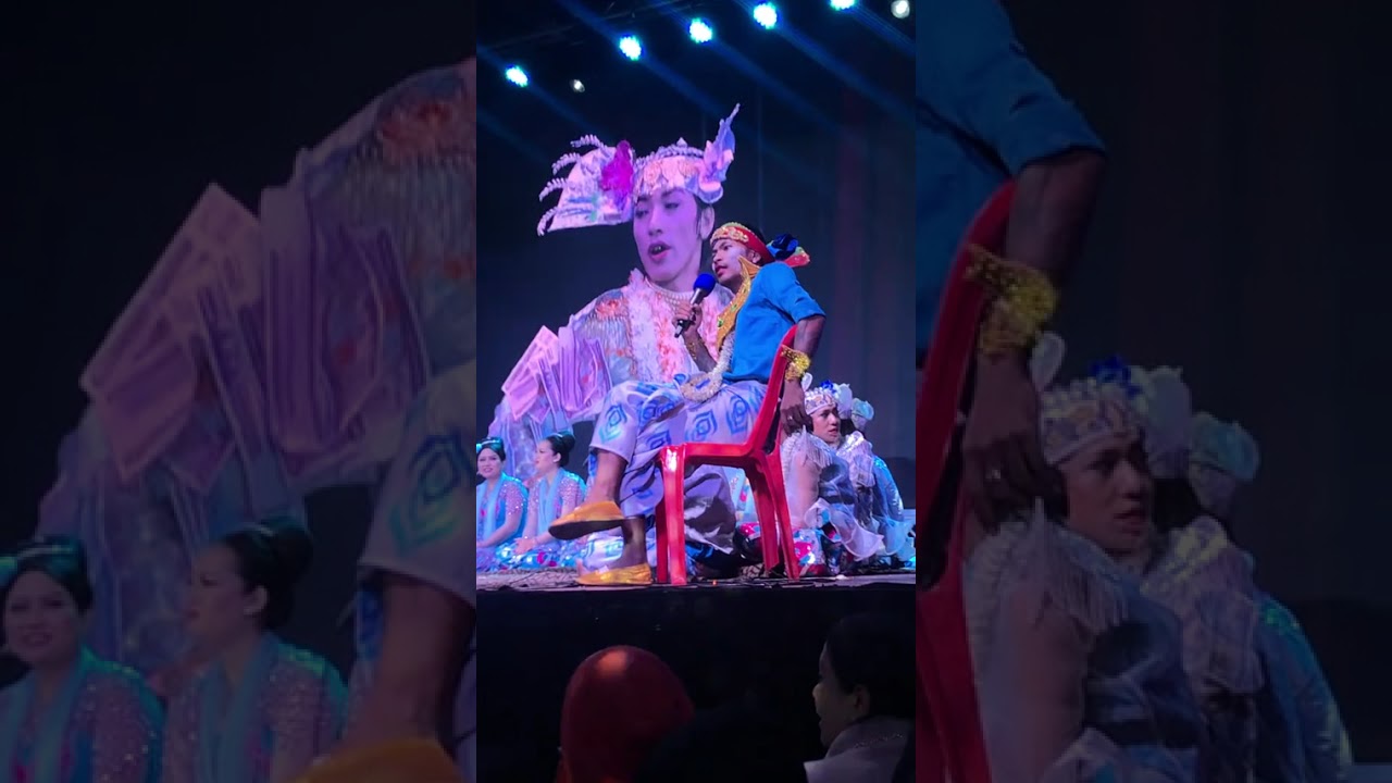 ဖြိုးဖြိုး ရဲ့နှစ်ပါးခွင်ဟာသ