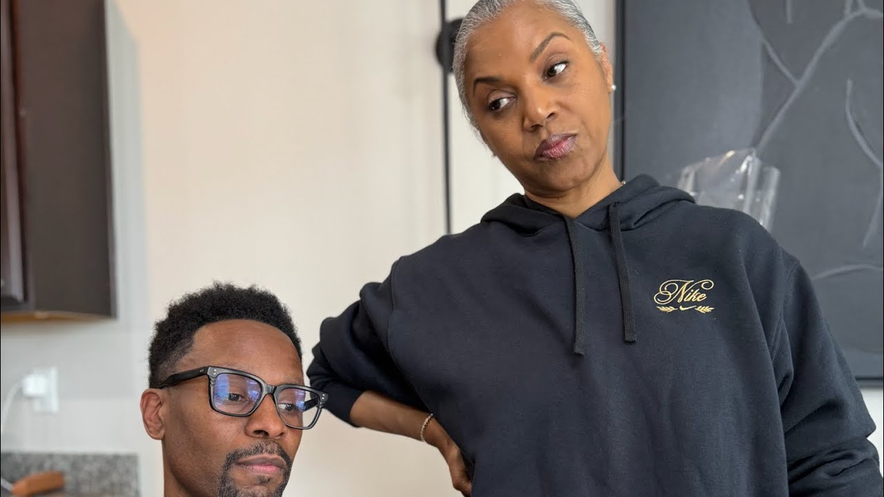 Когда Ролонда говорит Кендрику, что больше не хочет добиваться от Малахи юридической защиты!