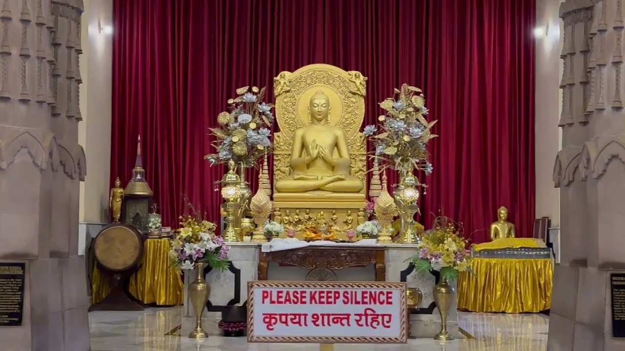 Sarnath Buddhist temple India 