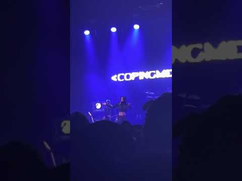 No Control - WILLOW 11/03/2022 @ Terminal 5