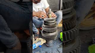 Eaton 7 Speed Gearbox's Mainshaft Assembling .............#viral #shorts #reel #fyp #trend