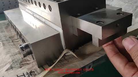 Material pump for small softgel encapsulation machine 1