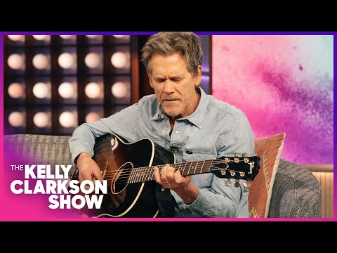 Kelly Clarkson SURPRISES Kevin Bacon With Impromptu Guitar Challenge
