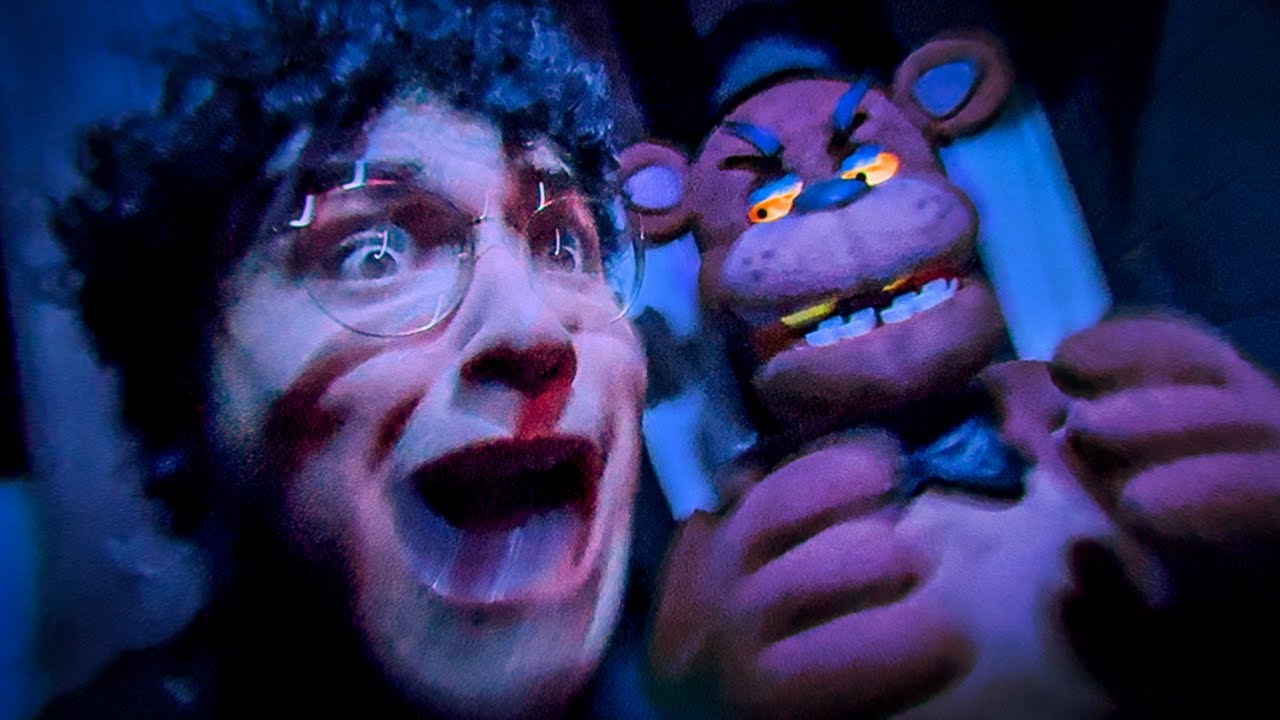 Exploring FNAF IN REAL LIFE (gone wrong)