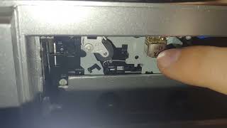 the ion boombox deluxe is now starting to show its cheapness screenshot 3