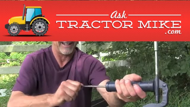 How to Use a Grease Gun - YouTube