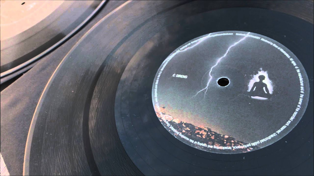 V.I.V.E.K - Sirens [Medi042]