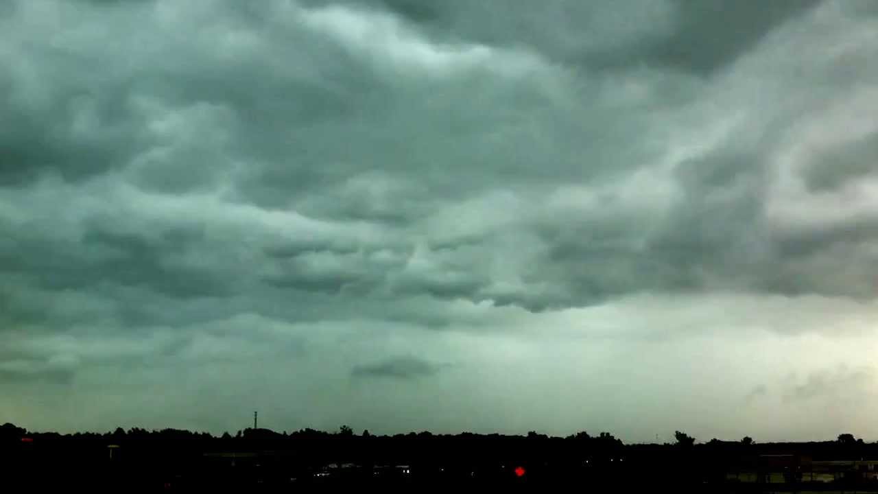 Timelapse showing a non-severe bow echo approaching (& leaving) Tupelo