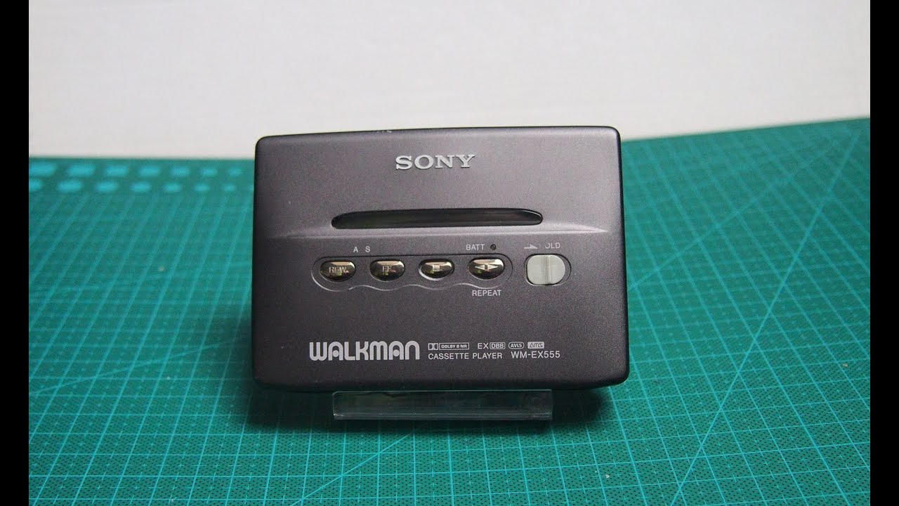 Sony WM-EX555 - YouTube