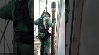Latching a stand