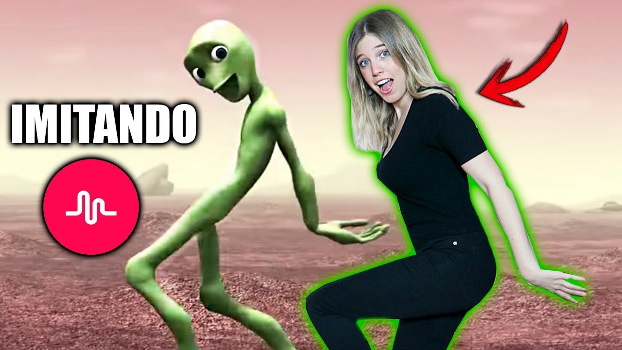 IMITANDO CHALLENGES VIRALES DE MUSICAL.LY (Imitando musical.lys famosos) | Laia Oli