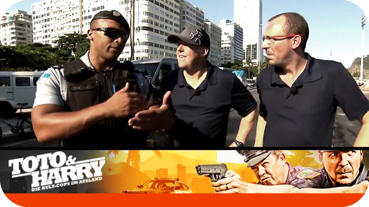 Schlägerei mit Verletzten | Toto und Harry - Die Kult-Cops im Ausland