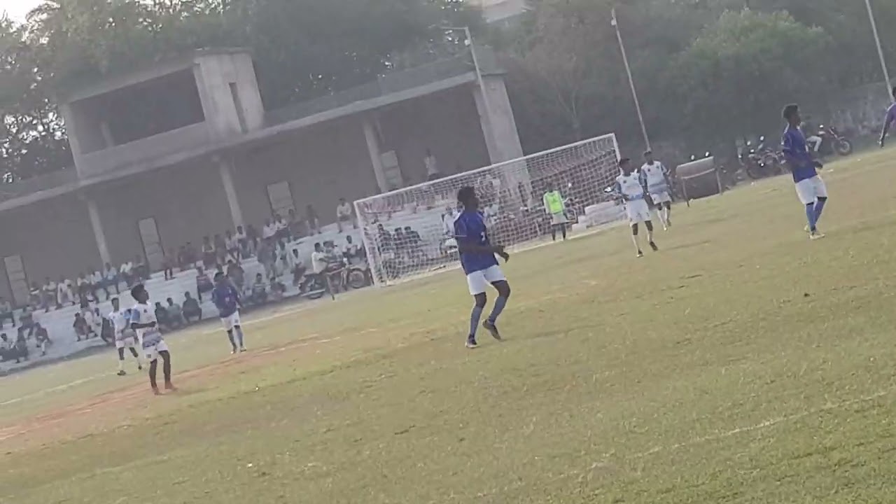 ପଦ୍ମପୁର କପ ଫୂଟବଲ ଚାଲୁଛେ 