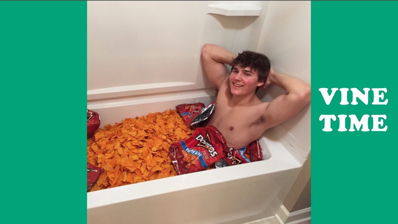 Funny Alex Ernst Vines (W/Titles) Alex Ernst Vine Compilation 2018