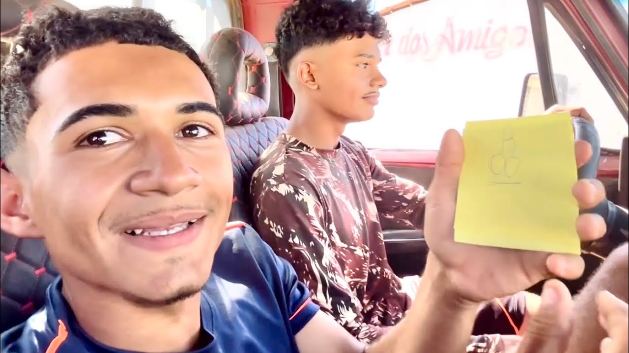 FUI CONTRATADO COMO O CAMINHONEIRO MAlS PERlG0S0 DO MUNDO