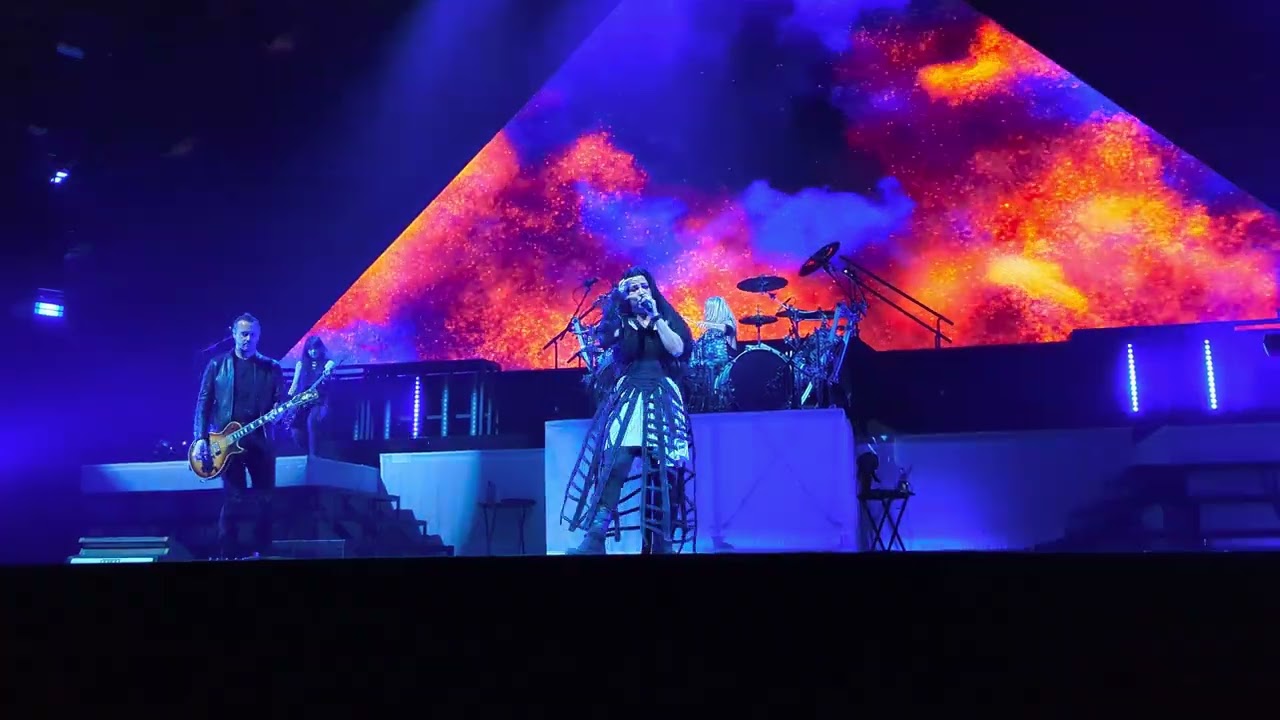 Evanescence - Lacrymosa (Leeds 2022) [4K]