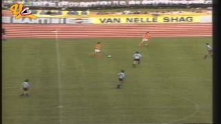 World Cup 1974 - Holland vs Uruguay (highlights)