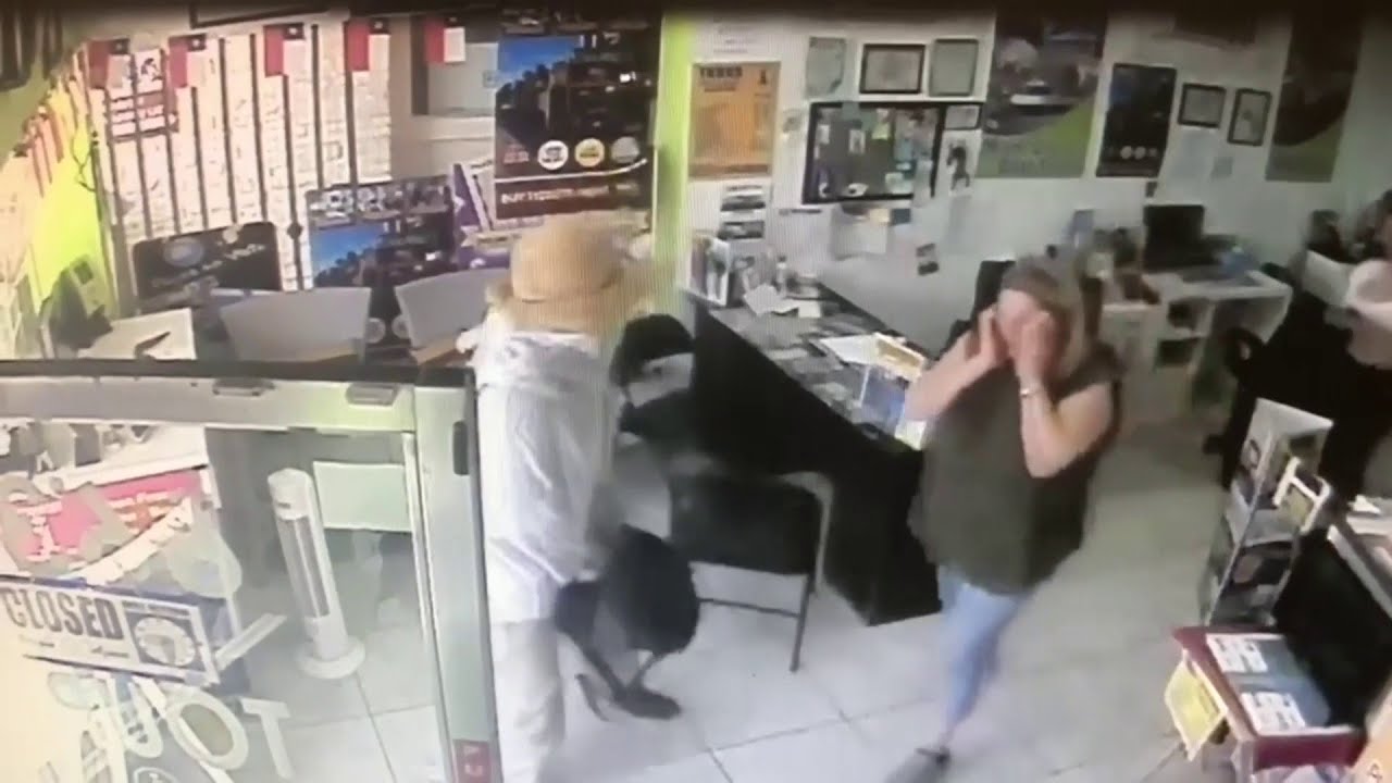 Man caught on camera robbing sightseeing tour agency in Miami Beach ...