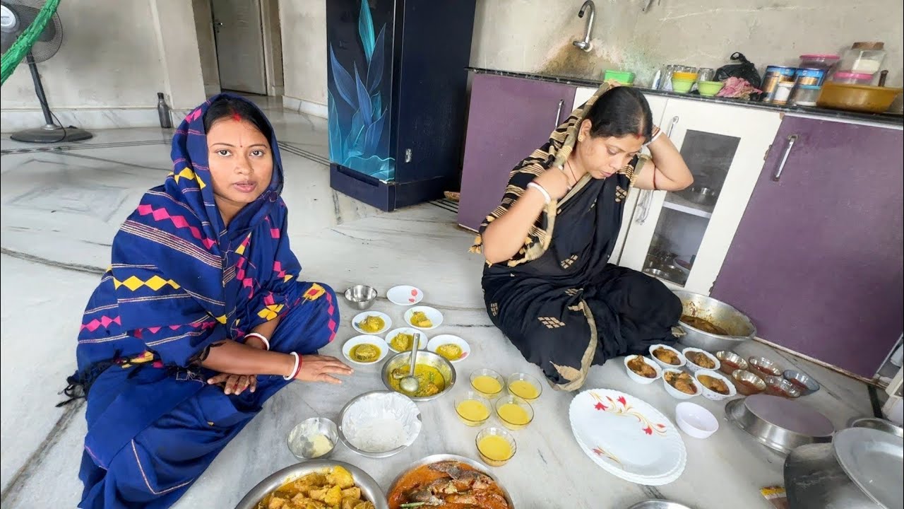 আমি আর ননদ অনেক কিছু রান্না করে অতিথিদের খাওয়ালাম, সন্ধ্যায় গ্রামের মেলা দেখতে গেলাম