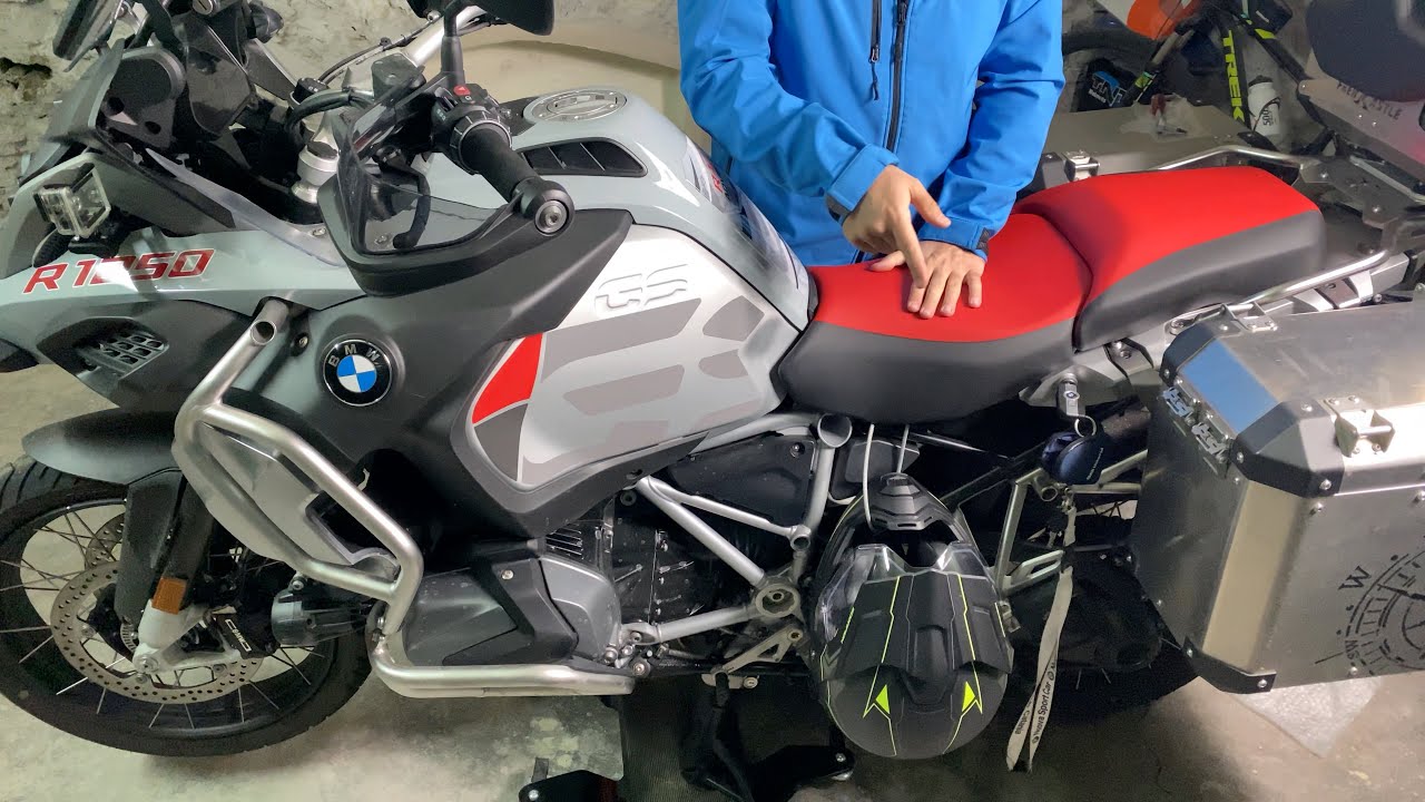 Recensione] Blocca casco di sicurezza: recensione e tutorial montaggio BMW  R1250GS ADV - YouTube