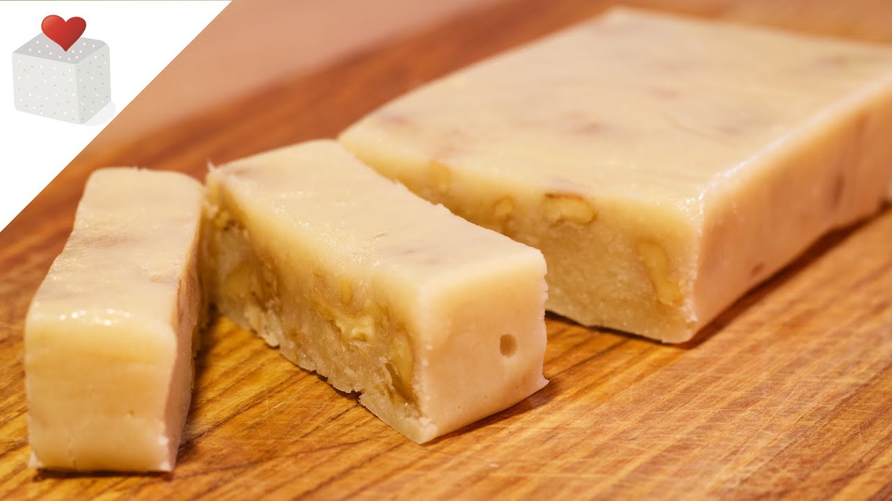 Turrón blando de nata y nueces | Recetas de Navidad por Azúcar con Amor