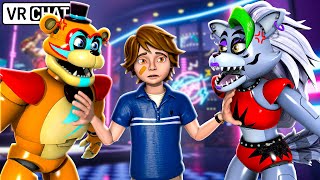 FAMILY DAY with Glamrock Freddy, Roxanne Wolf and Gregory in TRUTH or DARE!