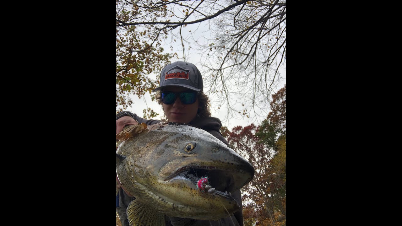Fall salmon fishing in the Rogue River