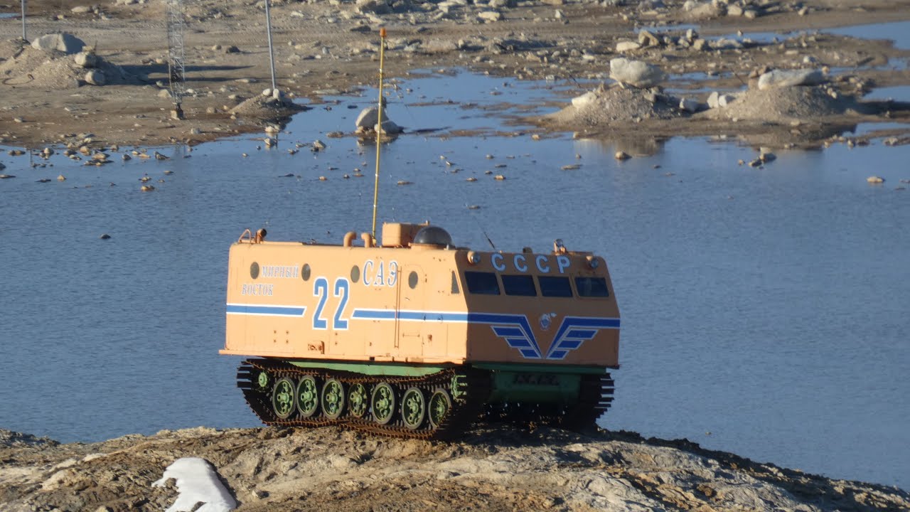 Снегоход «Харковчанка» (Мк 404); обзор изнутри.