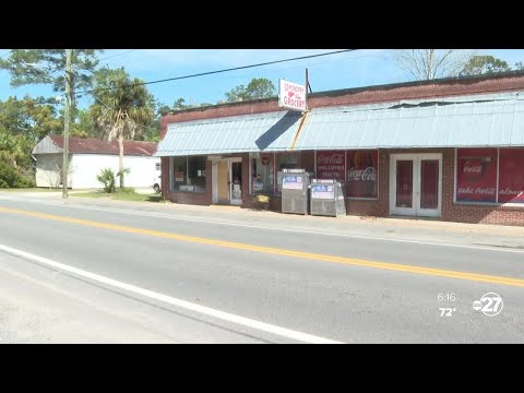 Sopchoppy residents fearful of possible food desert after closing of local grocery store