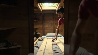 BUILDING A WARM AND COZY BAMBOO SHELTER IN HEAVY RAIN #camping #survival #Rain