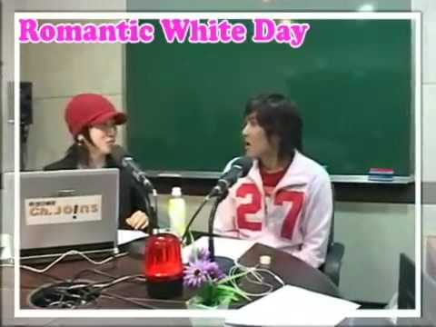 Super Junior Ryeowook and Yesung dancing to H O T Candy