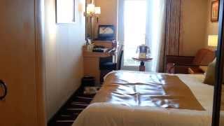 QM2 sheltered cabin tour deck 6