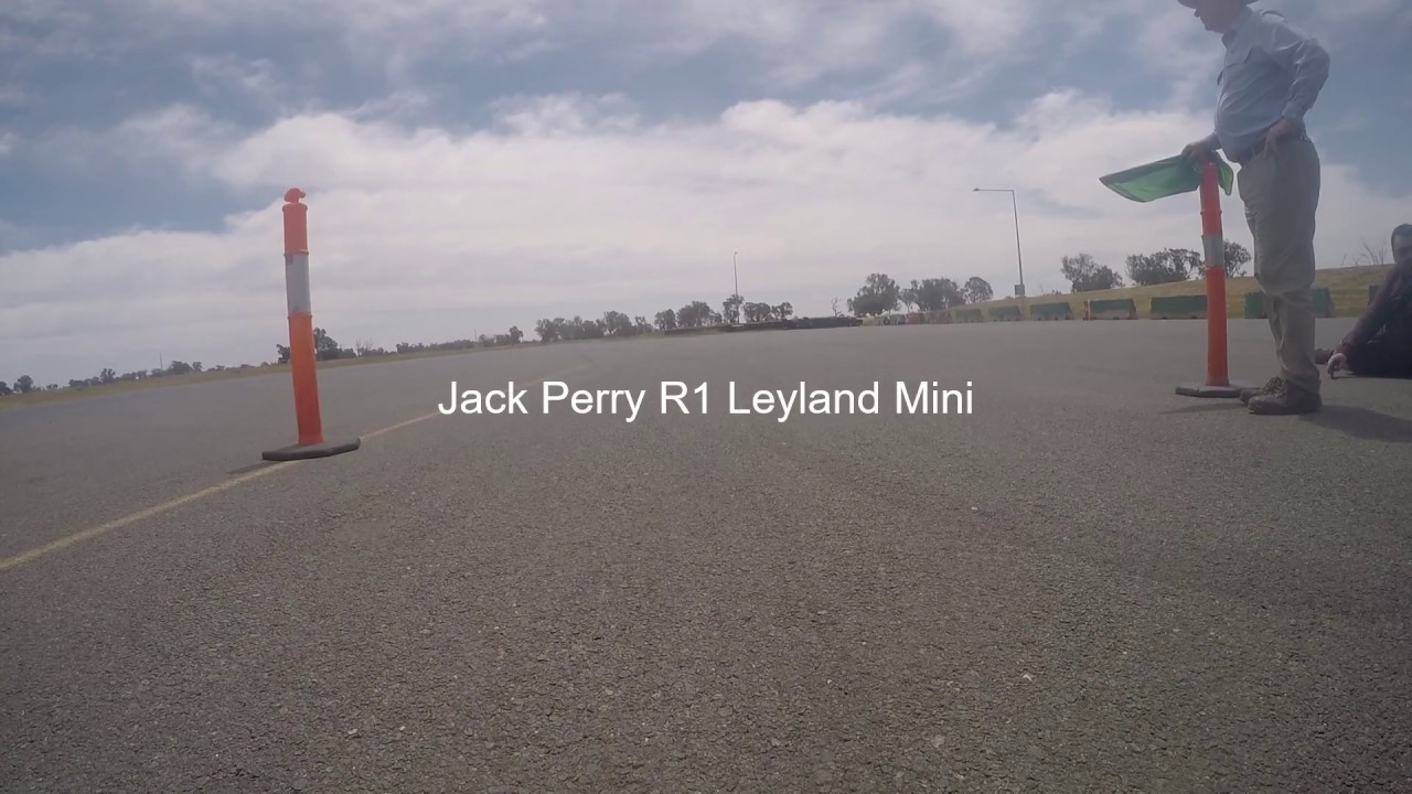 Layland Mini Racing Yamaha R1 motorbike powered Leyland Mini racing full noise at MTA Logic ...
