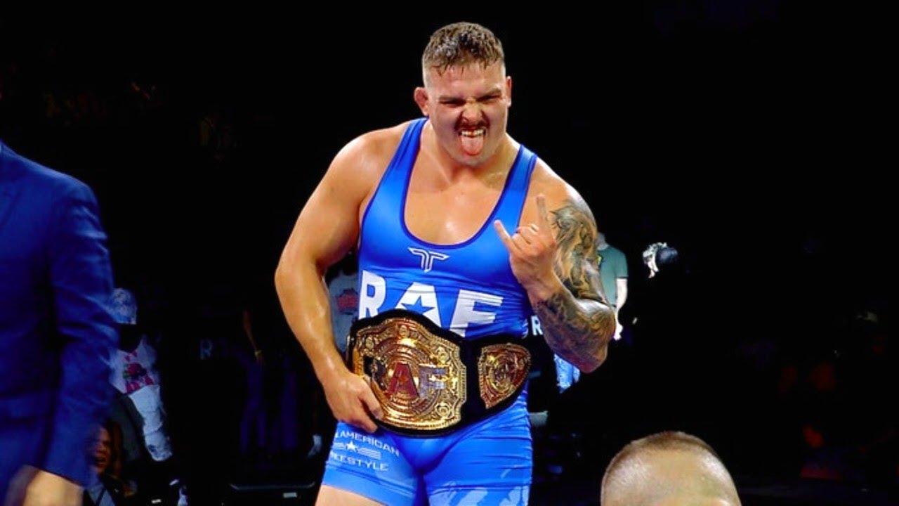 Специальный выпуск Fox Nation посвящен лиге Real American Freestyle Wrestling, основанной при уча...