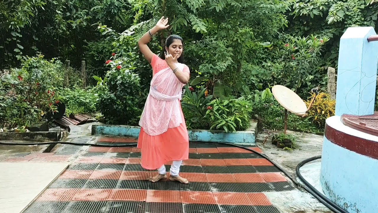 Swaghatham Krishna Song|Dance cover - Selfchoreo 🙂