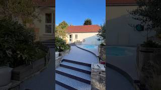 Un Aménagement Extérieur Transformé Avec La Moquette De Pierre Resilium