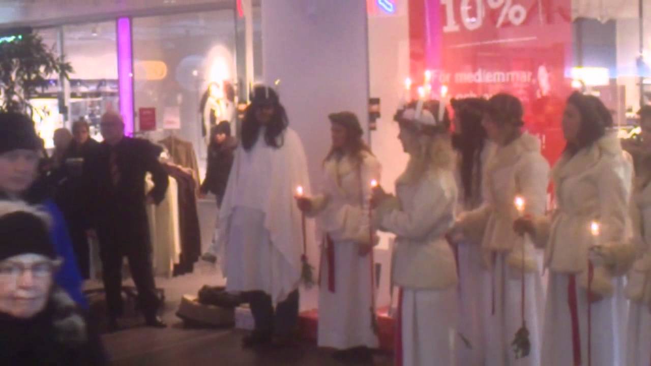 Luciatåg med utklädd brudgum - 2011-12-10 - YouTube